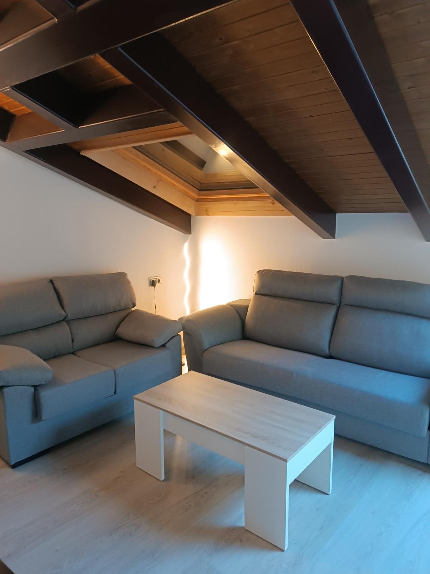 Apartamentos Turisticos Avila Puerta De La Santa 2-1 Bagian luar foto