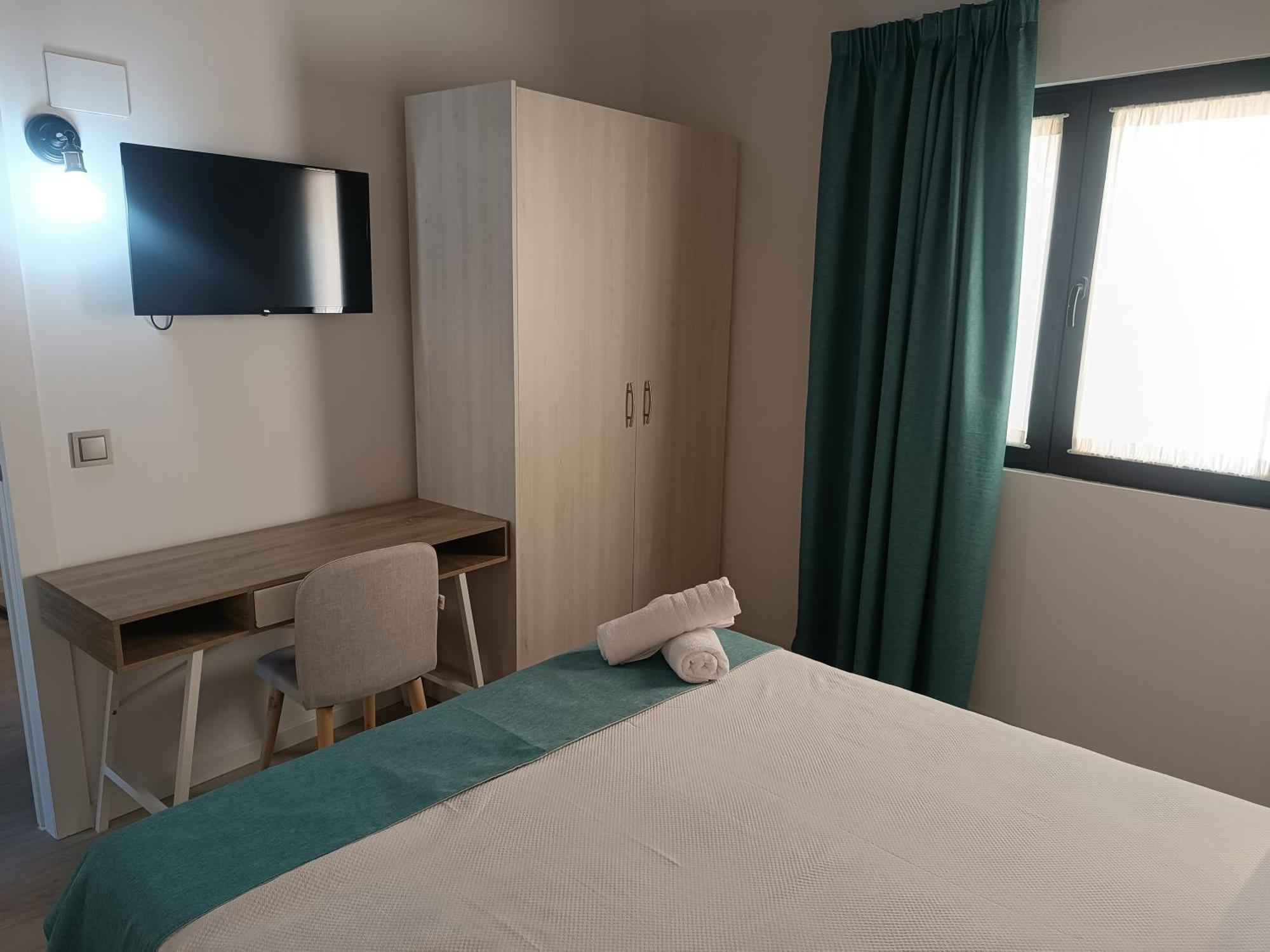 Apartamentos Turisticos Avila Puerta De La Santa 2-1 Bagian luar foto